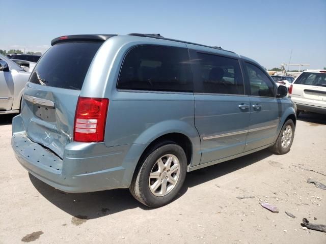 2009 Chrysler Town & Country Touring