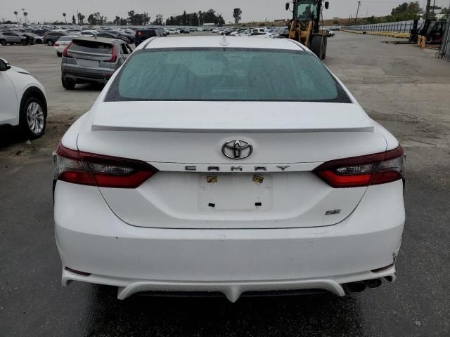 2022 Toyota Camry SE