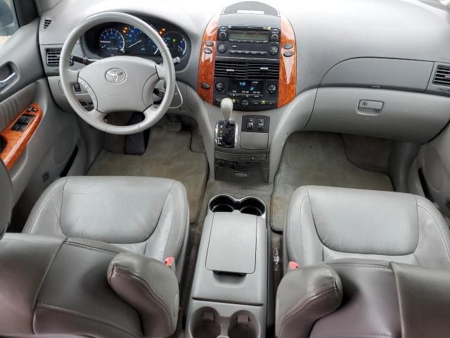 2007 Toyota Sienna XLE