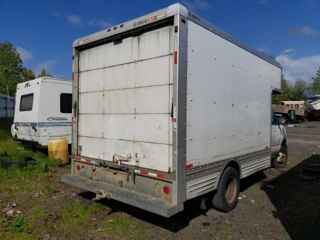 2006 Ford Econoline E450 Super Duty Cutaway Van