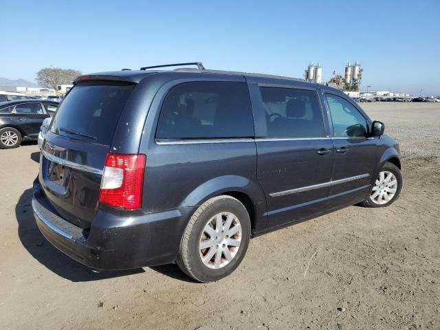 2013 Chrysler Town & Country Touring