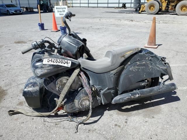2022 Indian Motorcycle Co. Springfield Dark Horse