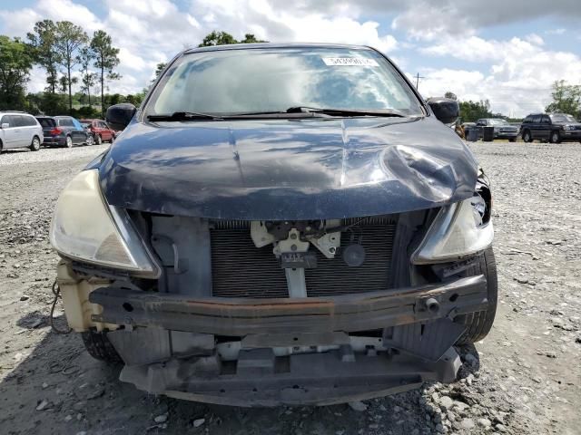 2011 Nissan Versa S