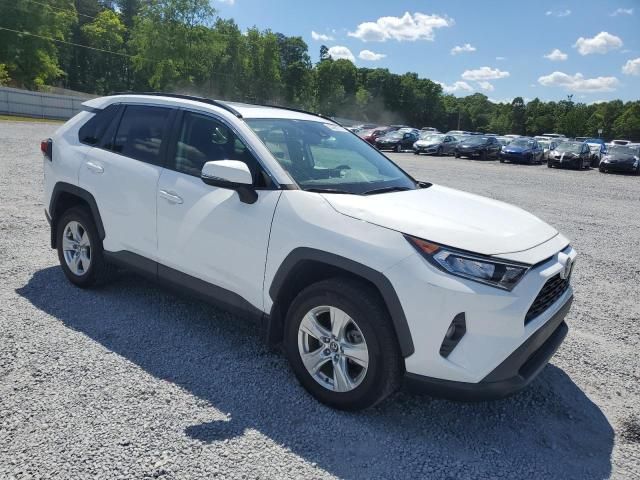 2020 Toyota Rav4 XLE