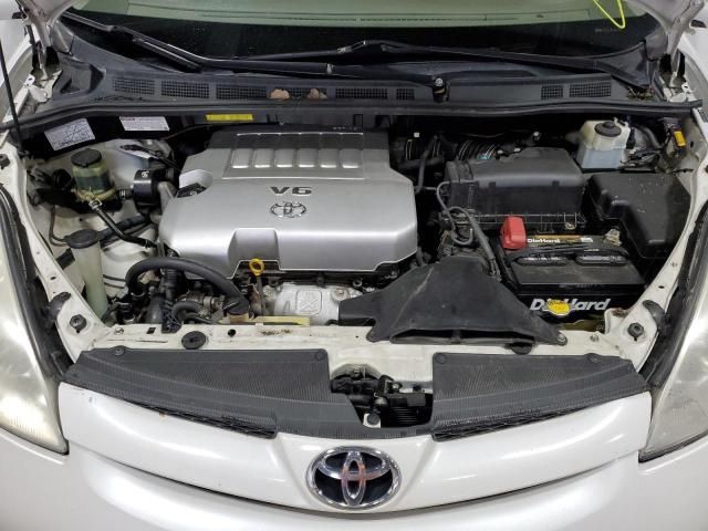 2008 Toyota Sienna XLE