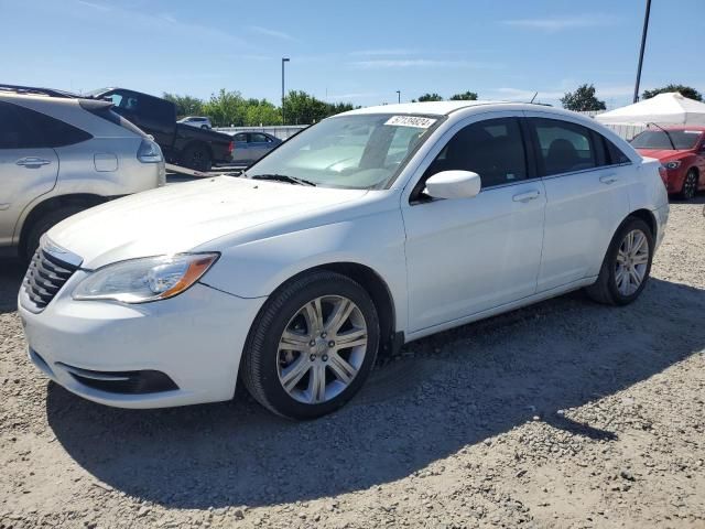 2013 Chrysler 200 LX