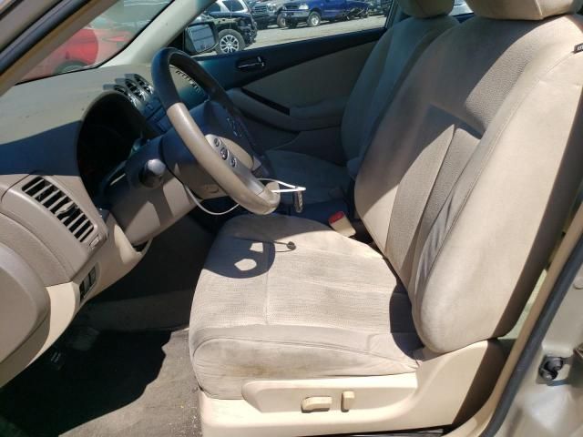 2010 Nissan Altima Base