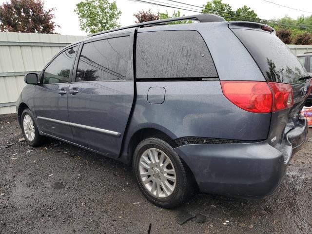 2008 Toyota Sienna XLE