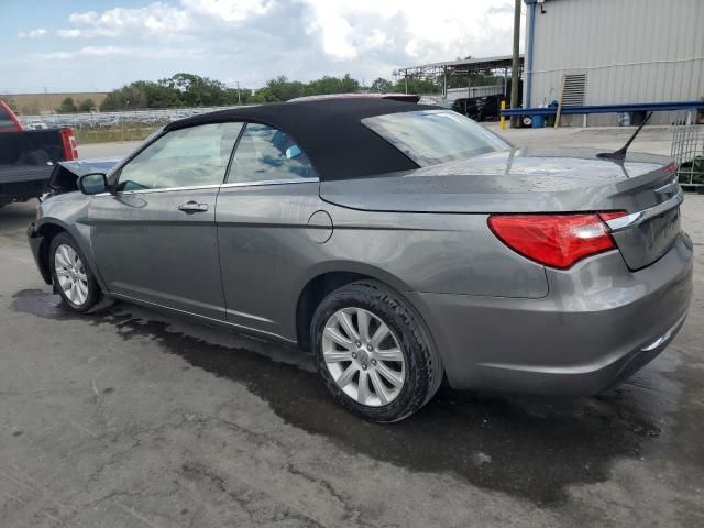 2013 Chrysler 200 Touring