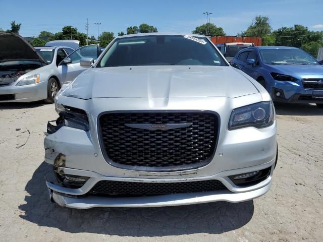 2022 Chrysler 300 Touring L