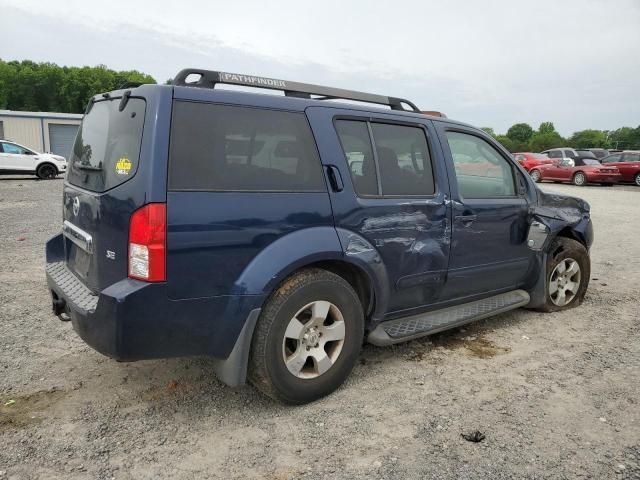 2007 Nissan Pathfinder LE