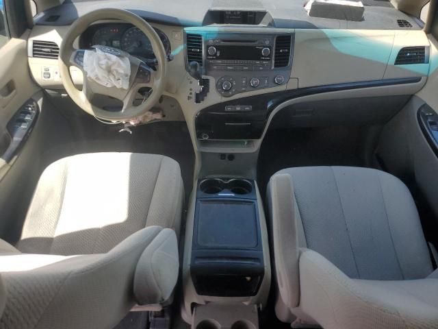 2012 Toyota Sienna LE