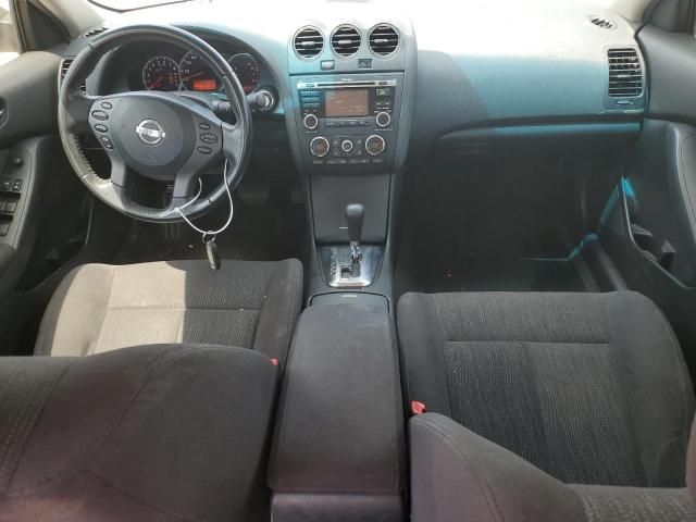 2010 Nissan Altima Base