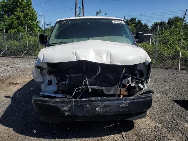 2017 Chevrolet Express G2500