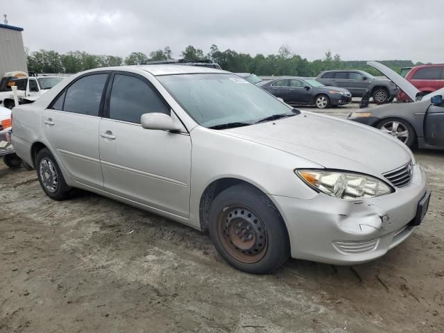 2005 Toyota Camry LE