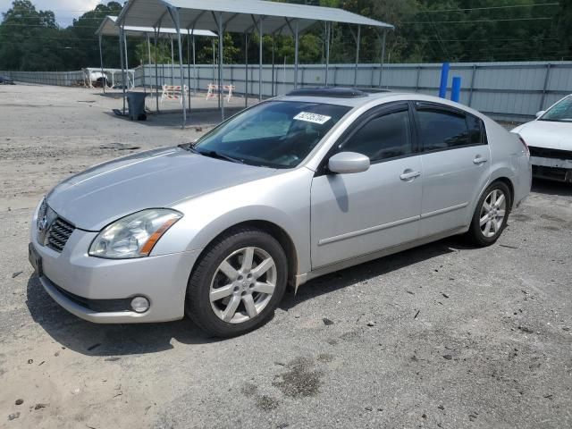 2004 Nissan Maxima SE