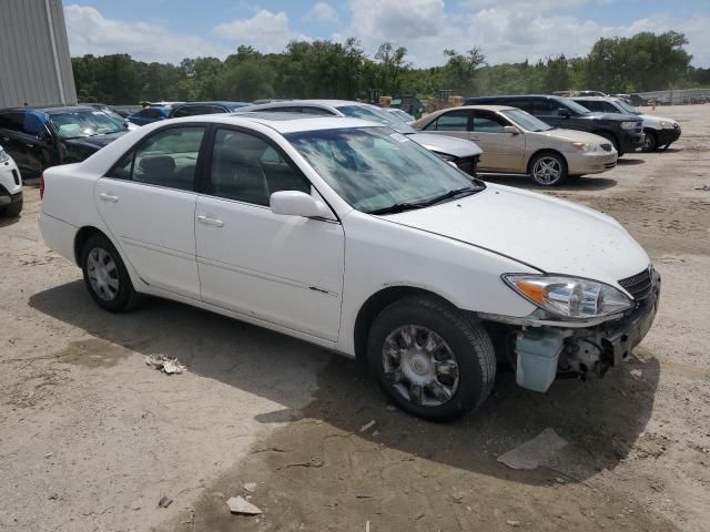 2004 Toyota Camry LE