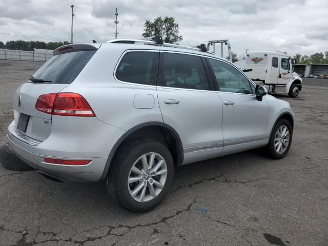 2014 Volkswagen Touareg V6