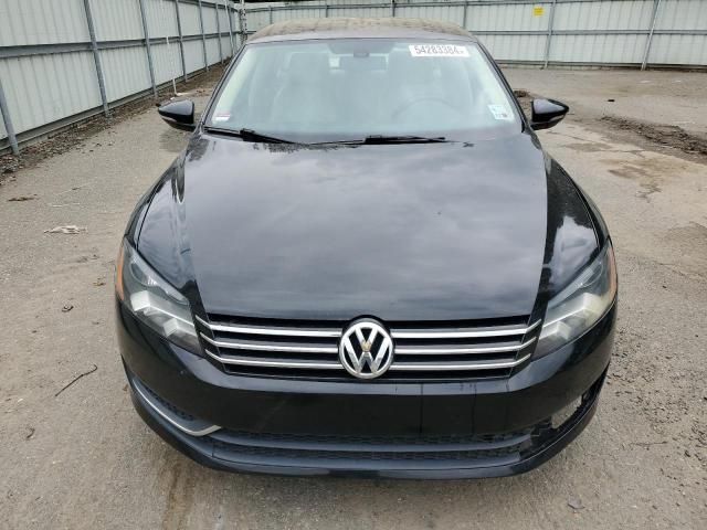 2012 Volkswagen Passat SE