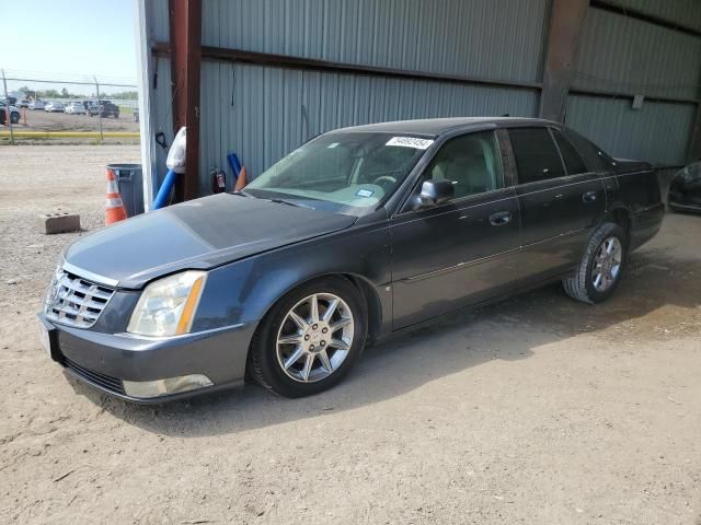 2010 Cadillac DTS Luxury Collection