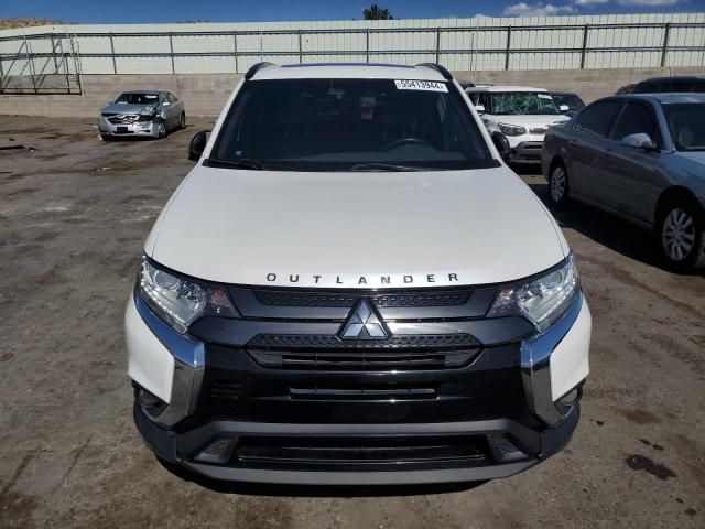 2020 Mitsubishi Outlander SE