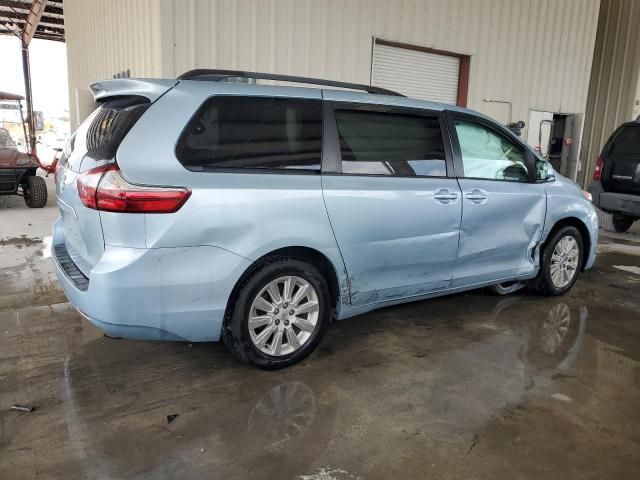 2015 Toyota Sienna LE