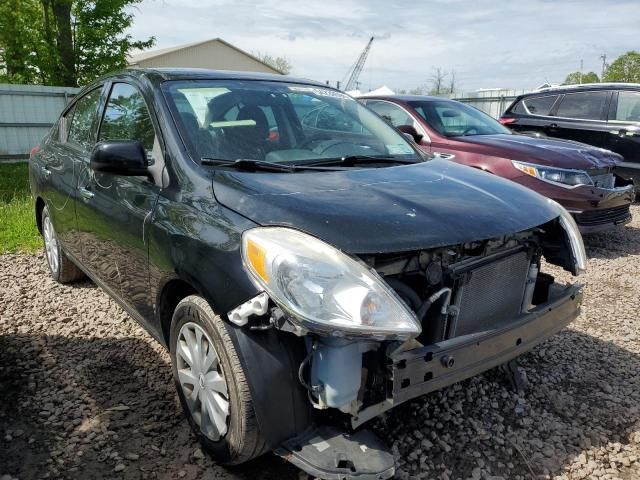 2014 Nissan Versa S