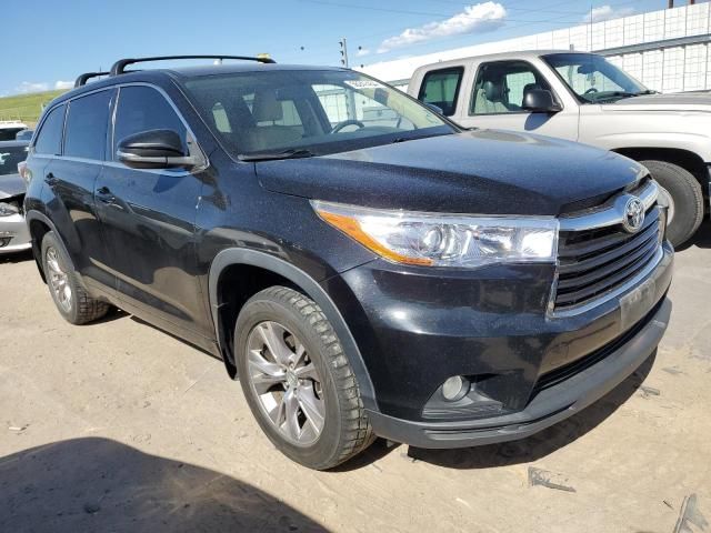 2015 Toyota Highlander LE