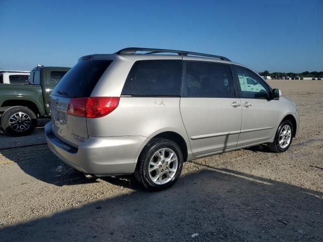 2006 Toyota Sienna XLE