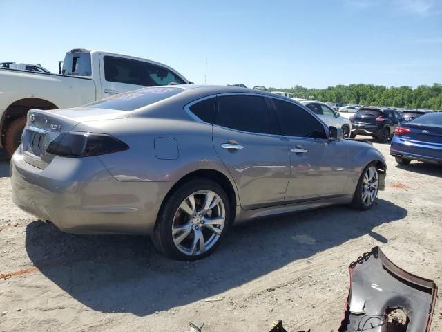 2011 Infiniti M37