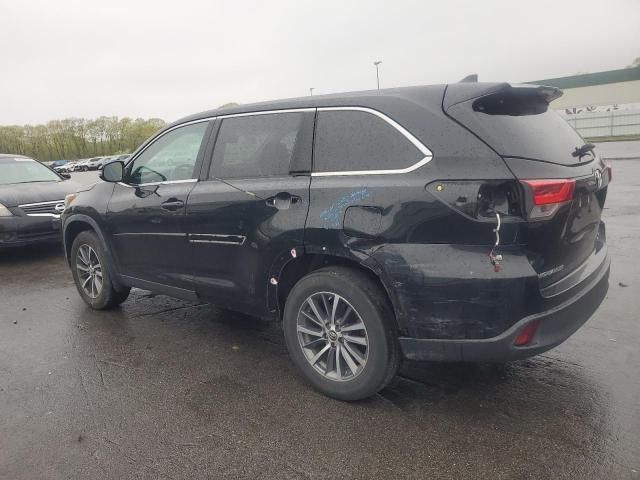 2019 Toyota Highlander SE