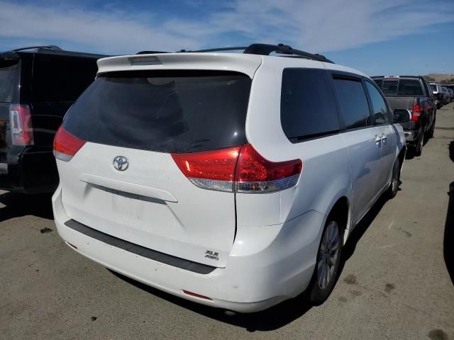 2011 Toyota Sienna XLE