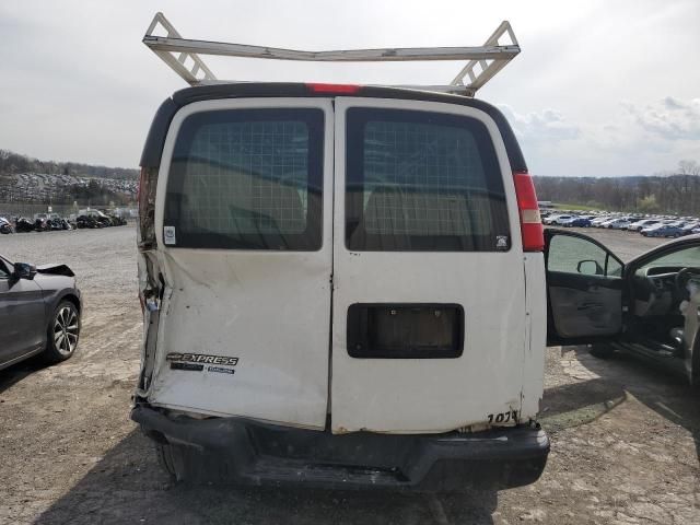 2014 Chevrolet Express G2500