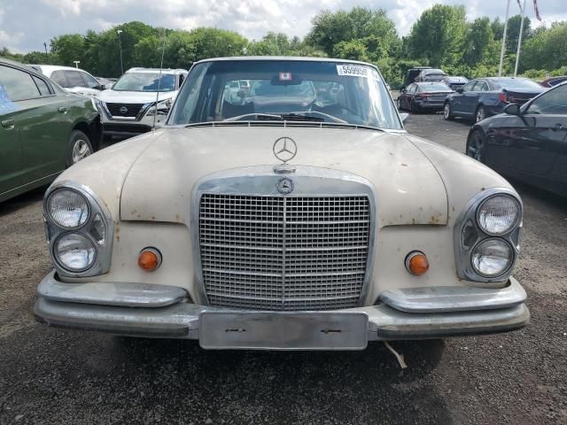 1969 Mercedes-Benz 280 SE