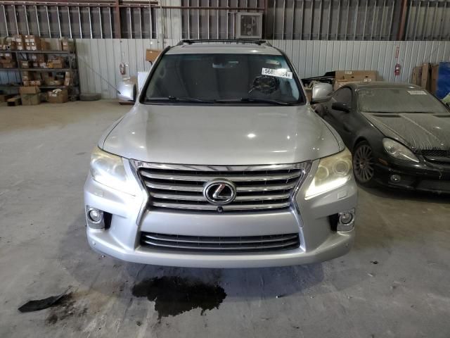 2013 Lexus LX 570