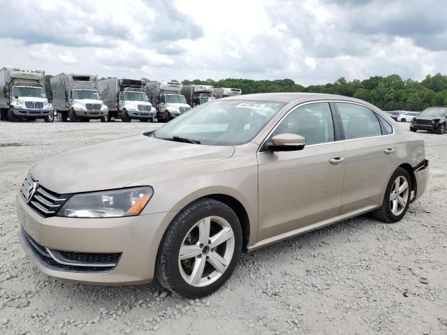 2015 Volkswagen Passat SE