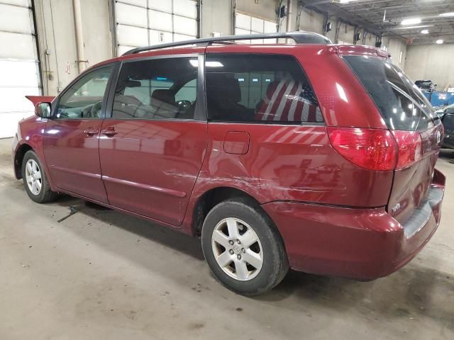 2006 Toyota Sienna XLE