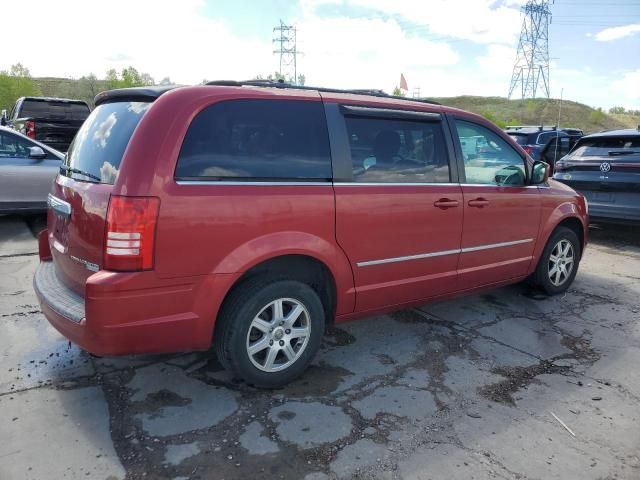 2010 Chrysler Town & Country Touring