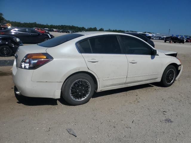 2010 Nissan Altima Base