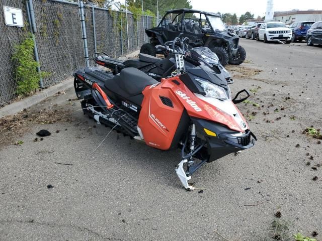 2015 Skidoo Summit 800