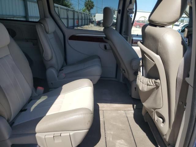 2007 Chrysler Town & Country Touring