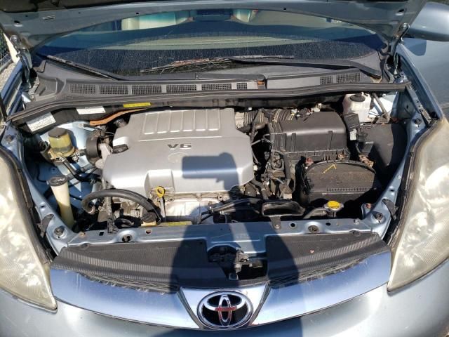 2009 Toyota Sienna XLE