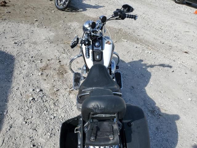 2005 Harley-Davidson Flstni