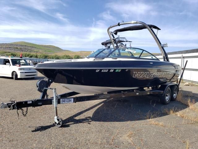 2012 Malibu Boat