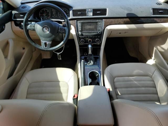 2014 Volkswagen Passat SEL