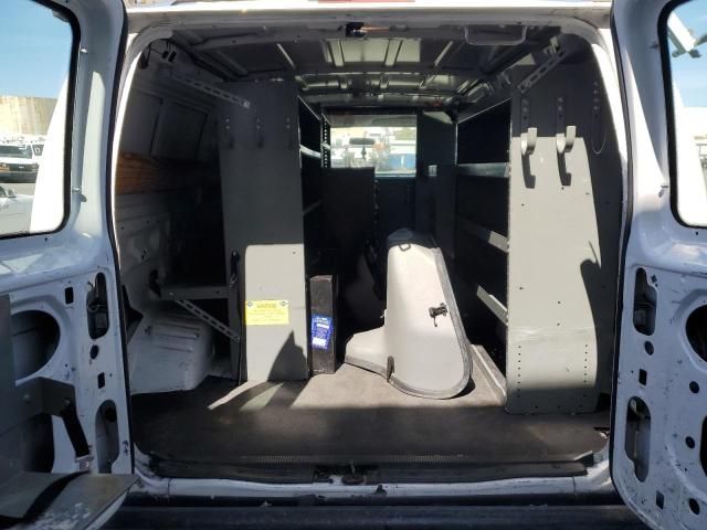 2010 Ford Econoline E250 Van