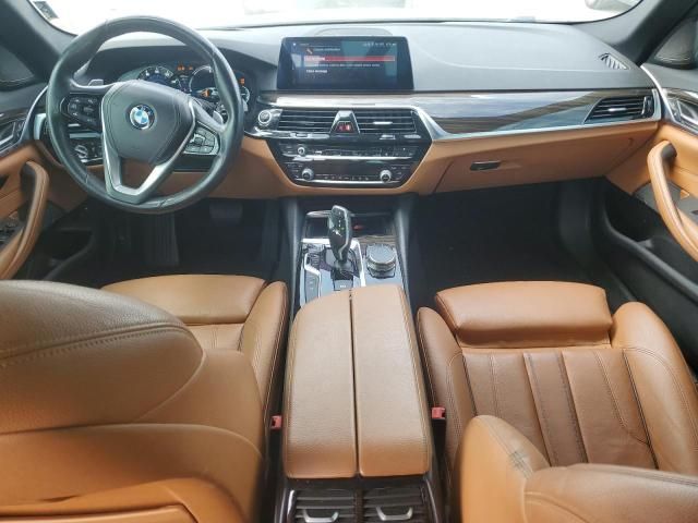 2019 BMW 530E