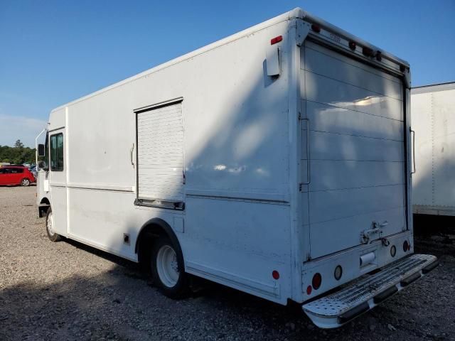 2006 Freightliner Chassis M Line WALK-IN Van