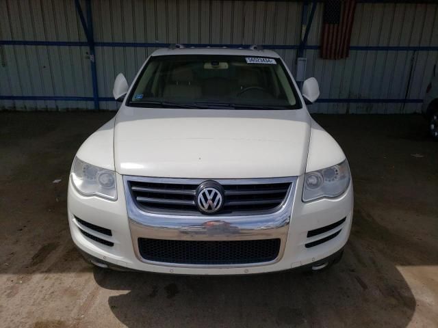 2010 Volkswagen Touareg TDI