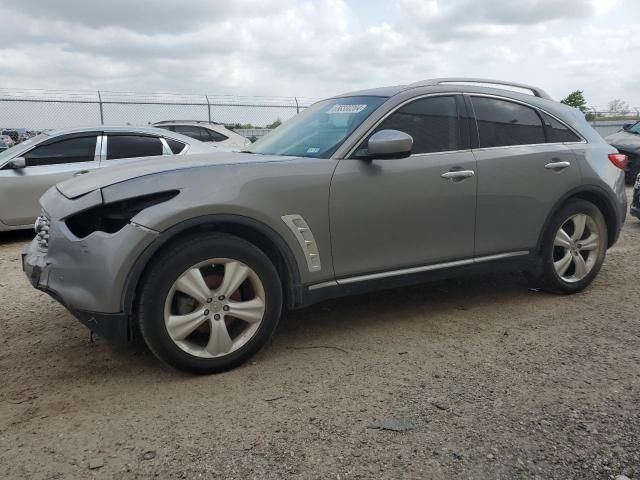 2011 Infiniti FX35